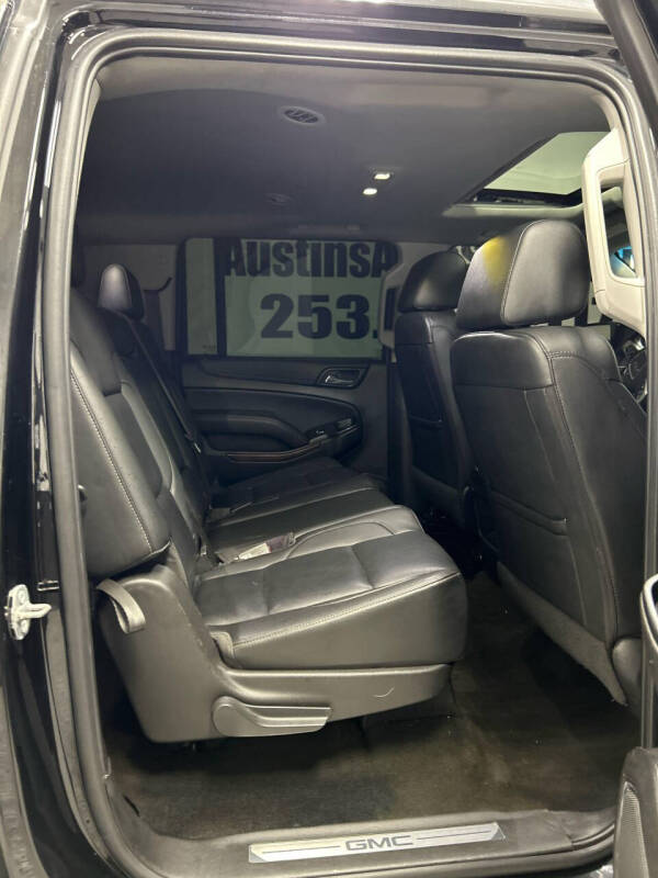 2017 GMC Yukon XL SLT