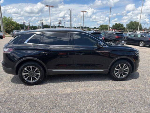 2023 Lincoln Nautilus Standard