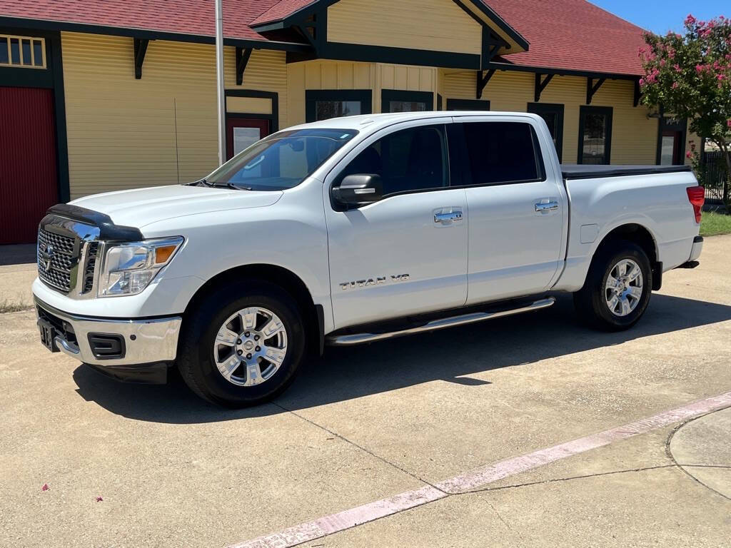 2018 Nissan Titan for sale at BANKERS AUTOS in Denton, TX