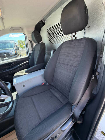 2017 Mercedes-Benz Metris