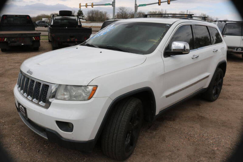 Image 7 of 2013 Jeep Grand Cherokee Overland