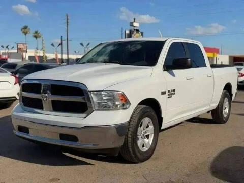 2020 RAM 1500 Classic SLT