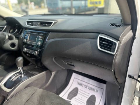 2015 Nissan Rogue SV