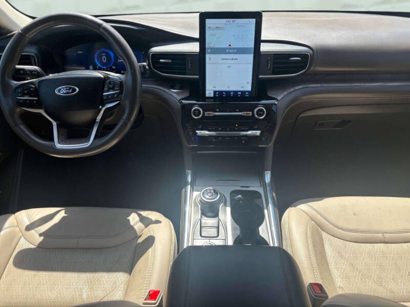 2021 Ford Explorer Platinum