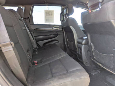 2020 Jeep Grand Cherokee Laredo