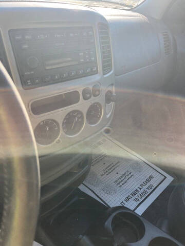 2003 Ford Escape XLT Popular 2