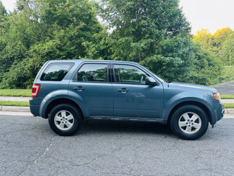 2010 Ford Escape XLS