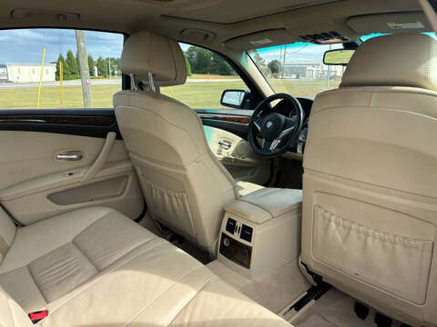 2009 BMW 5 Series 528i