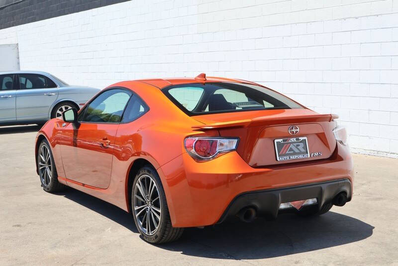 2015 Scion FR-S