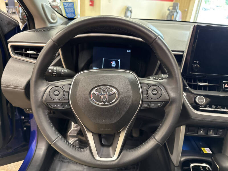 2023 Toyota Corolla Cross XLE