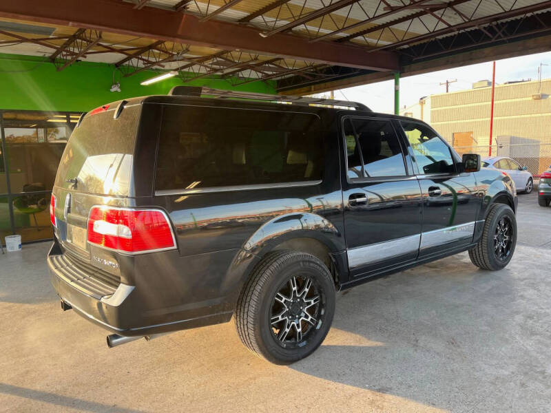 2013 Lincoln Navigator L
