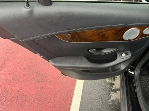 2017 Mercedes-Benz GLC GLC 300 4MATIC