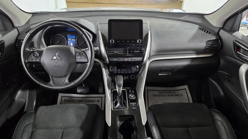 2023 Mitsubishi Eclipse Cross SE