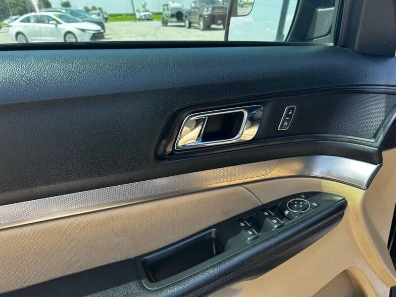 2016 Ford Explorer