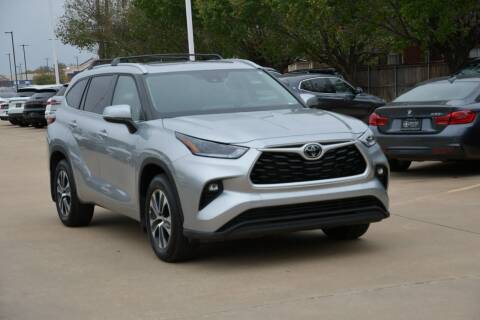 2022 Toyota Highlander for sale at Silver Star Motorcars in Dallas TX