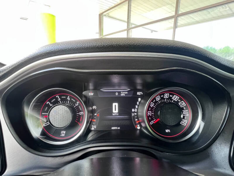 2019 Dodge Challenger SXT