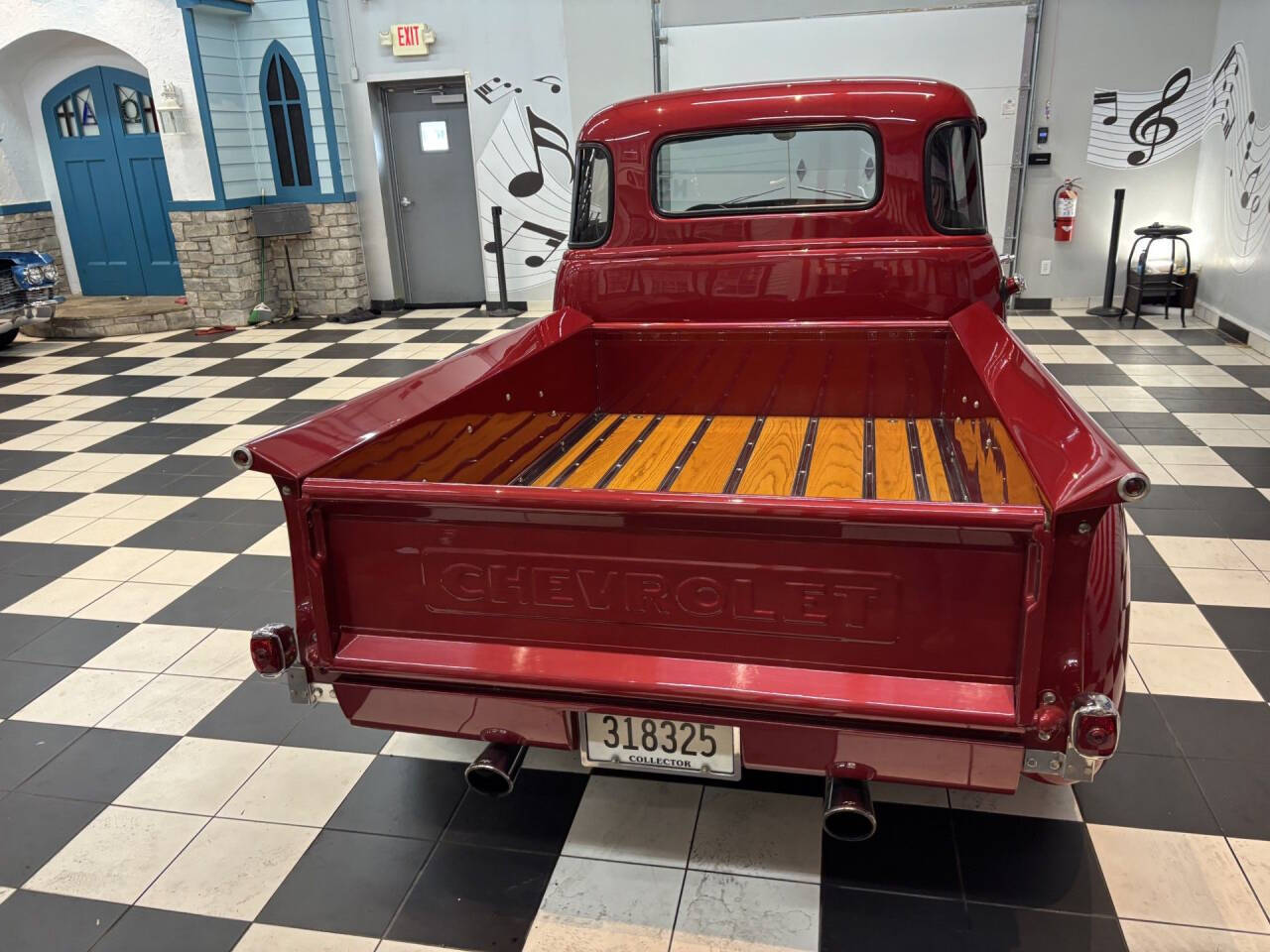 1952 Chevrolet 5 Window 8
