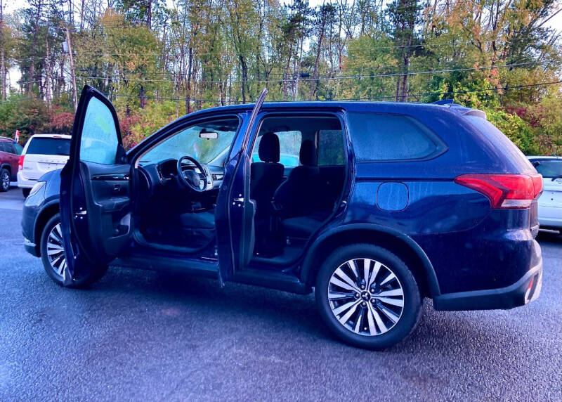 2020 Mitsubishi Outlander ES