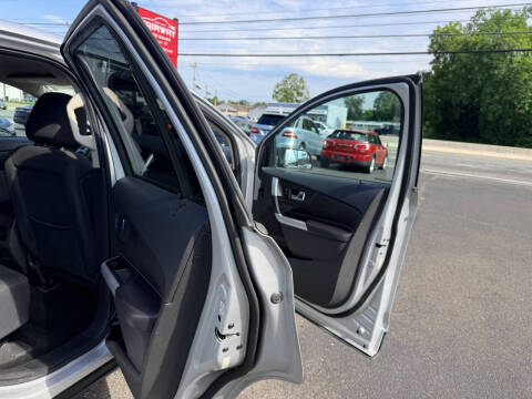2013 Ford Edge SE