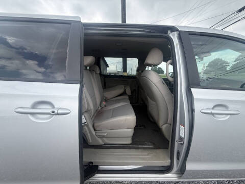 2019 Kia Sedona LX