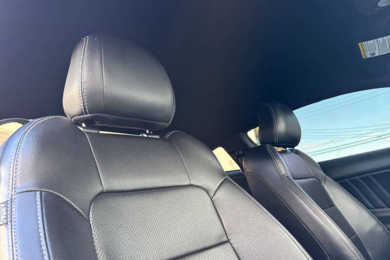 2021 Ford Mustang EcoBoost Premium