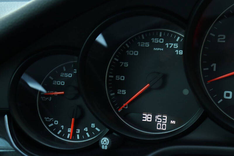 2016 Porsche Panamera Edition