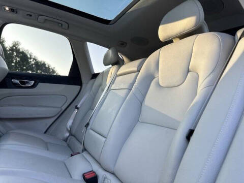 2019 Volvo XC60 T5 Inscription