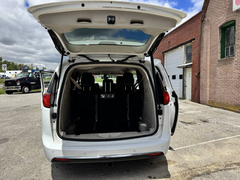 2018 Chrysler Pacifica Touring L