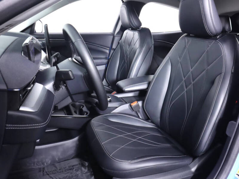 2022 Ford Mustang Mach-E Select