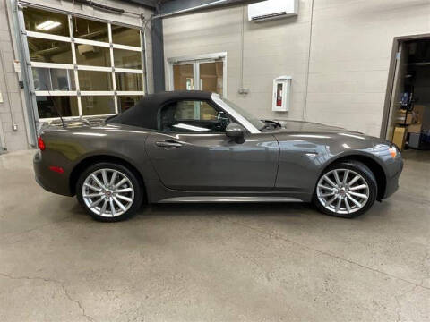 2017 FIAT 124 Spider Lusso