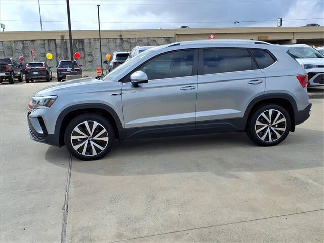 2024 Volkswagen Taos SE