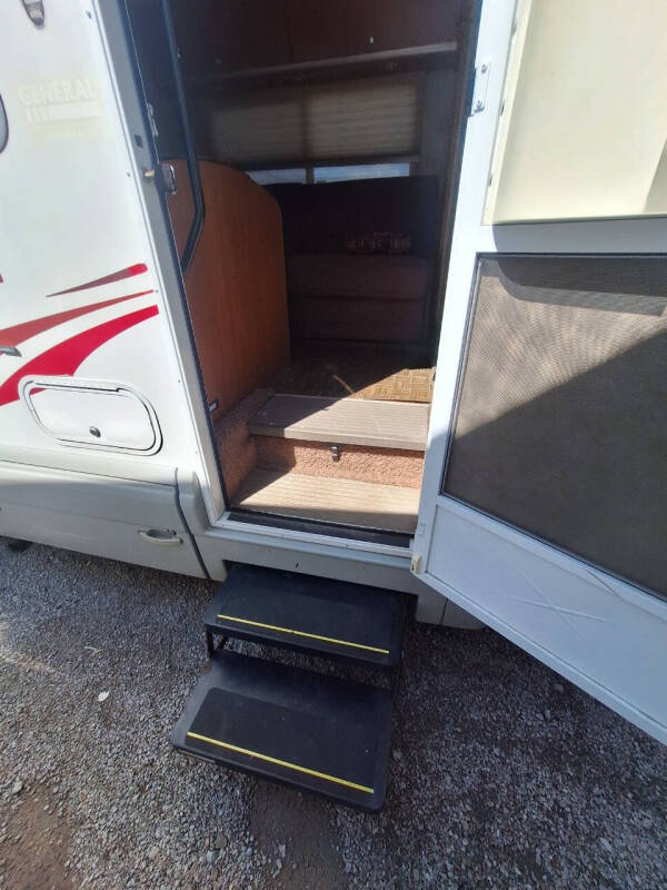 2007 Winnebago Navion Itasca