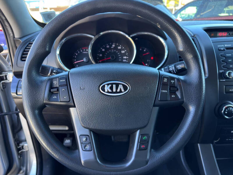 2012 Kia Sorento LX