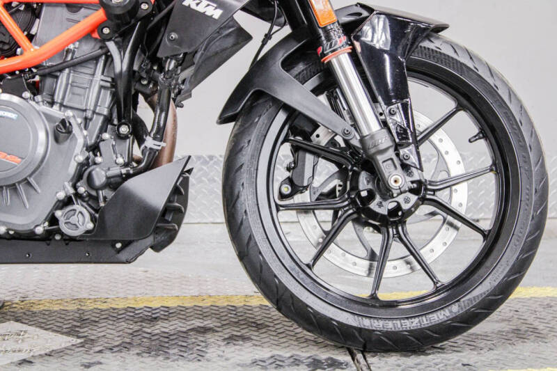 2023 KTM 390 Duke