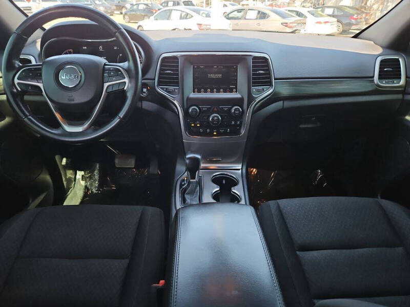 2021 Jeep Grand Cherokee Laredo E