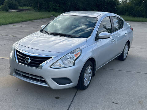 2015 Nissan Versa for sale at Mr. Auto in Hamilton OH