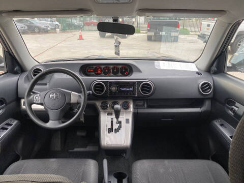 2008 Scion xB