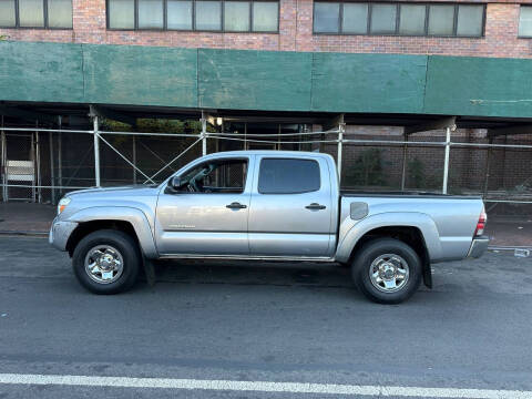 2015 Toyota Tacoma for sale at BLS AUTO SALES LLC in Bronx NY