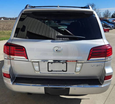 2014 Lexus LX 570