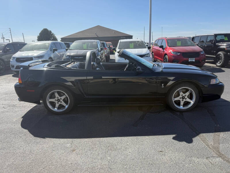 2001 Ford Mustang SVT Cobra