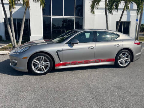 2011 Porsche Panamera 4