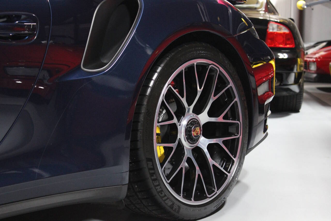 2015 Porsche 911 5