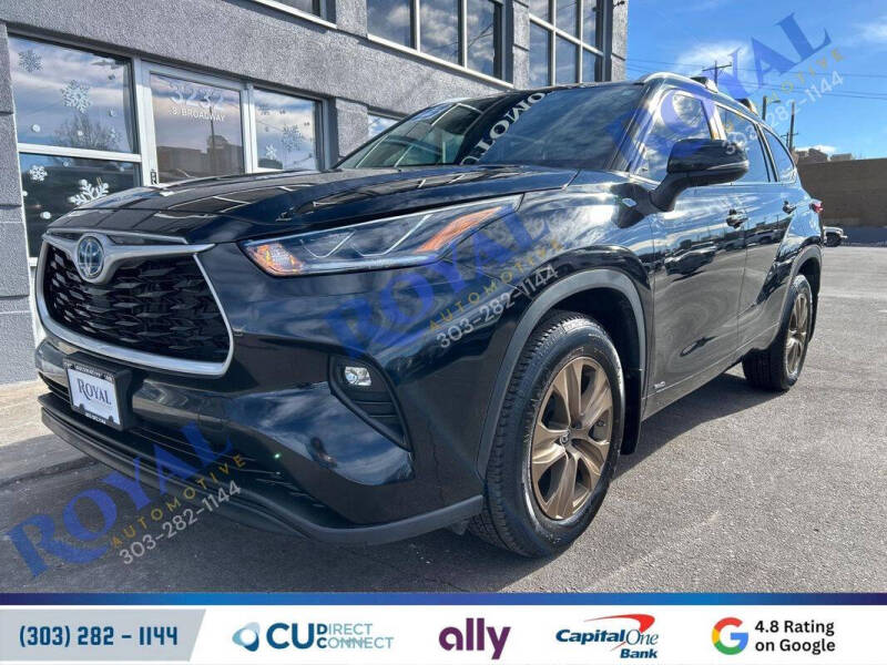 2023 Toyota Highlander Hybrid Bronze Edition