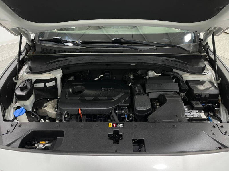 2020 Hyundai Santa Fe SE