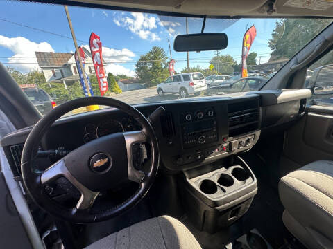 2015 Chevrolet Express 2500