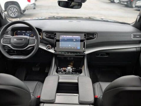 2024 Jeep Wagoneer Carbide