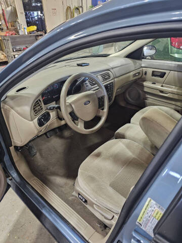 2007 Ford Taurus SE