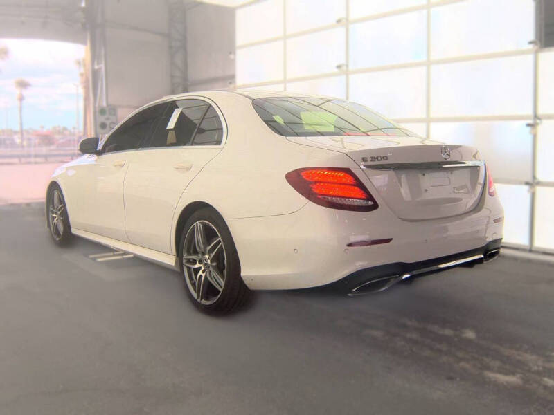 2018 Mercedes-Benz E-Class E 300
