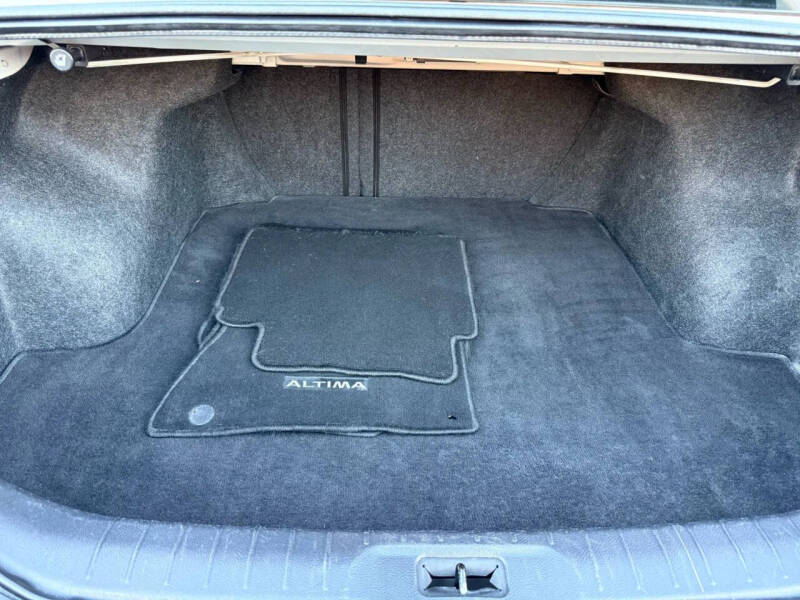 2022 Nissan Altima 2.5 S