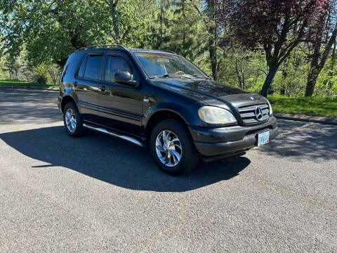 2000 Mercedes-Benz M-Class for sale at Viking Motors in Medford OR